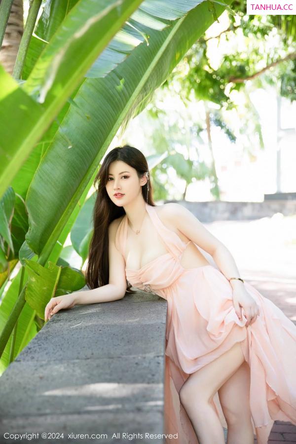 陈诗诗 诗诗 [XiuRen]高清写真图 2024.01.11 No.7948 诗诗kiki 美腿丝袜第77张图片